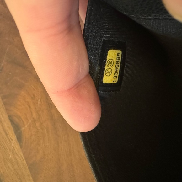 Chanel Vintage Camellia Black Long Wallet - Picture 14 of 16